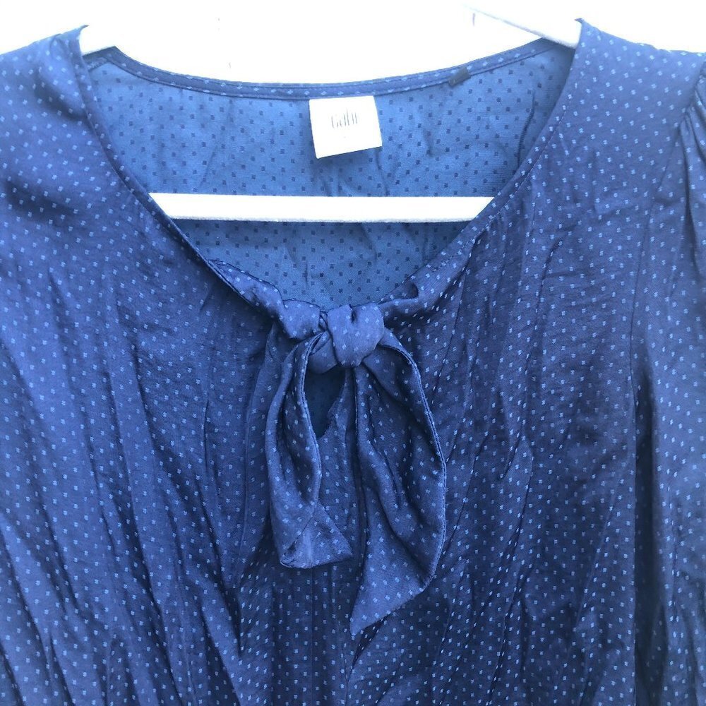 CAbi 5525 Blue Dot Knot Blouse Tie Front - Picture 3 of 7